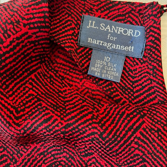 Vintage 80's 100% Silk J.L. Sanford for Narragansett Red & Black Blouse & Skirt - Picture 2 of 14